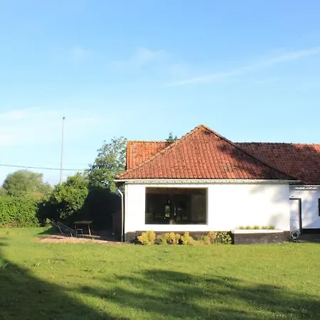 Les Bleuets, Fermette Picarde Avec Grand Jardin * Rue (Somme)