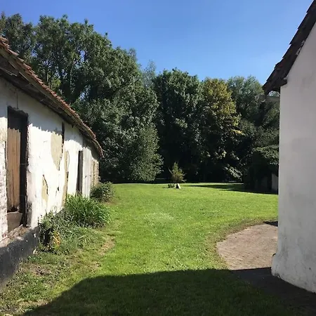 Les Bleuets, Fermette Picarde Avec Grand Jardin Rue (Somme)