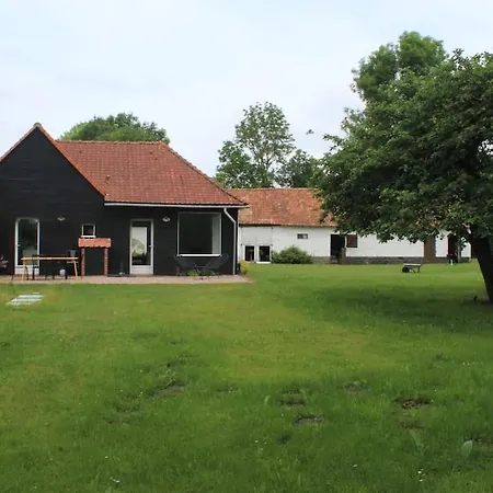 Les Bleuets, Fermette Picarde Avec Grand Jardin Rue